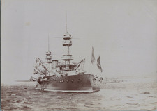 France, Cuirassé en rade de