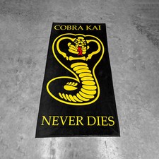 Cobra Kai Never Découpe Bain