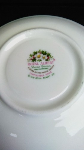Royal albert christmas rose - albert,
