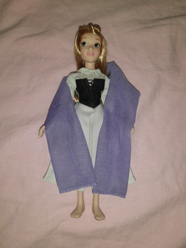 Poupee disney porcelaine - poupee, en