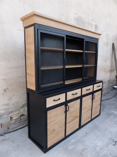 Buffet vaisselier industriel