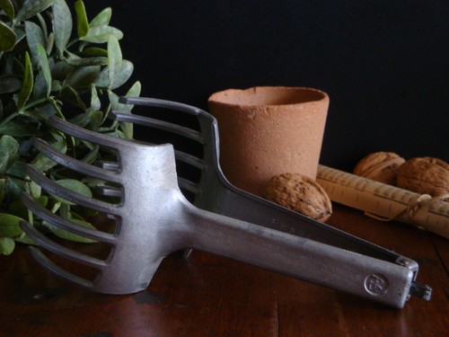 Pince roti vintage ancienne - roti,