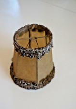 ancien petit abat jour en peau de porc pour lampe