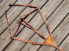 BUTET Light Brown Padded Adjustable Breastplate +Running Attach -FULL SIZE- NWOT