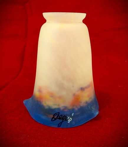 Degue art glass tulip lamp - art,