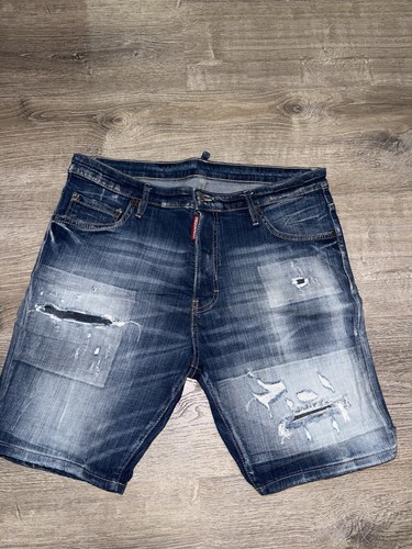 Dsquared2