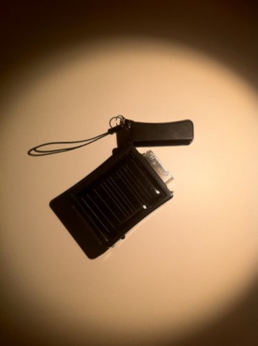Chargeur solaire iphone ipod - chargeur,
