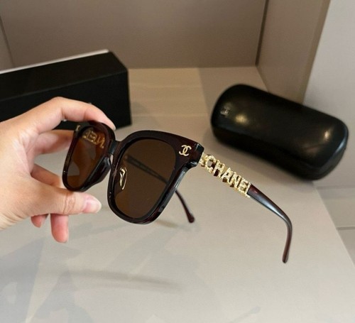 Lunettes soleil chanel - lunettes, de