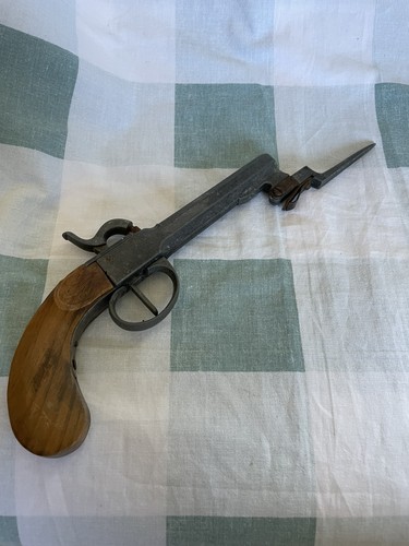 Reproduction pistolet 19ième