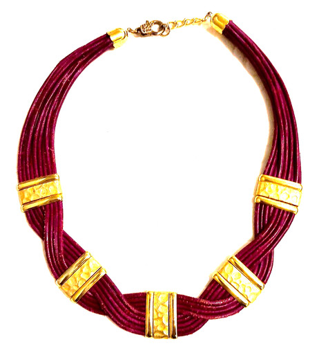 Collier ras cou - de,