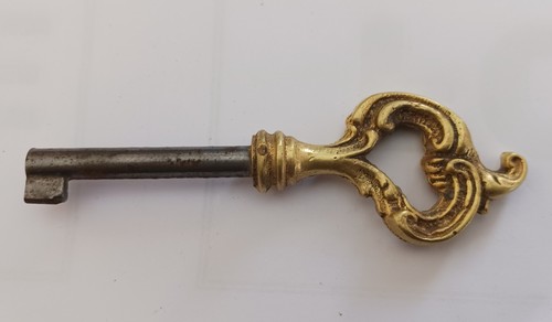 Ancienne clé bronze et - bronze,