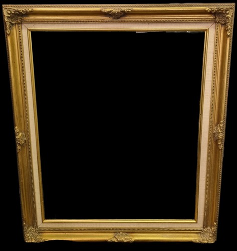 Cadre doré 74x63cm - cadre,