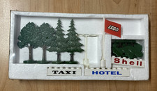 Lego vintage Trees and Signs