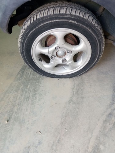 Pneu ford 1814373 - pneu, ka