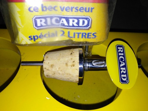 Pissette bec verseur special