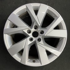 Volkswagen Silver Atlas Cross