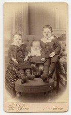 Children . Siblings Vintage CDV Photo by R.Sim . Renfrew  Canada ? Scotland UK ?