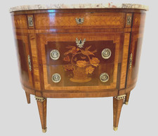 Commode En Demi Lune De Style
