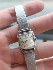 Montre pour femme vintage IWC