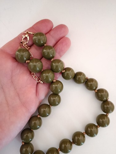 Neuf collier ras de cou - 🎯,