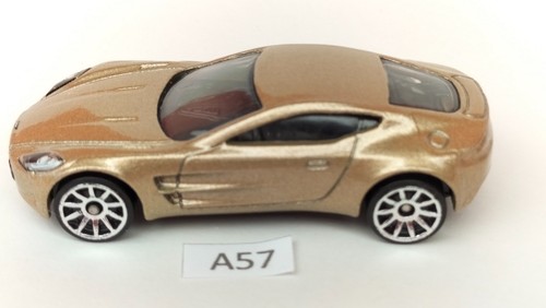 Voiture a57 hot wheels aston - voiture,