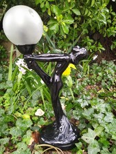 Lampe danseuse, style art