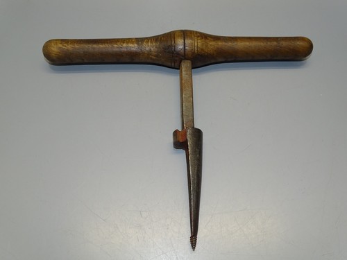 Ancien outil vrille ou - -ancien,