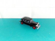 2710242 Voiture miniature
