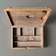 Pretty painter's box or drawing with its wooden palette 19th century, early 20th century 