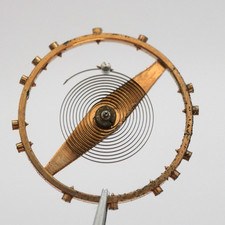 N°721 Balancier de montre