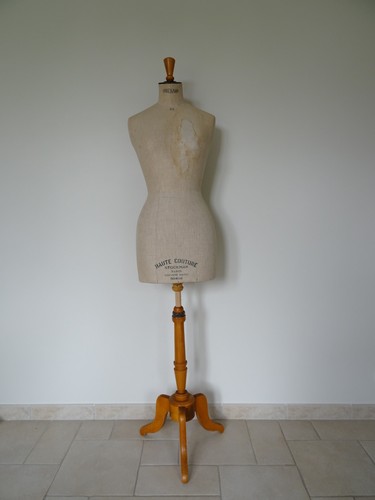 Ancien mannequin femme - ancien,