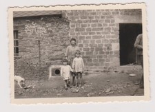 Antique Photo ?️ Woman Kids Dog Niche Country House 1950s Look