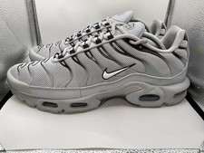 Nike Air Max Plus TN Tuned Wolf Grey Black White Men Size 11 Sneakers 852630-021