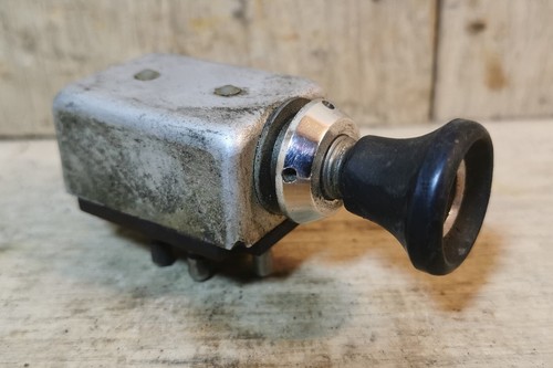 Bouton mercedes ponton w110 - bouton,