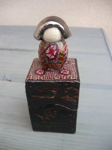 Jolie kokeshi boîte - jolie,