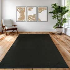 Tapis noir élégant doux et