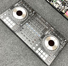 Contrôleur DJ professionnel 4 canaux Pioneer DDJ-SZ2 pour Serato DJ Pro...
