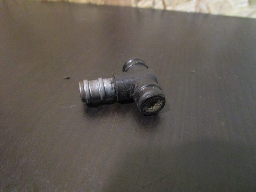 Raccord de carburateur - en,