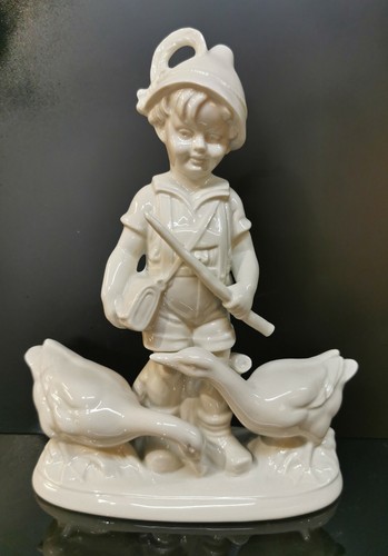 9924001 porcelaine figurine - 9924001-ds,
