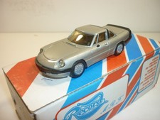 1/43 RECORD ALFA SPIDER