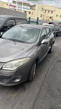 Pare choc avant RENAULT MEGANE 3 PHASE 1 620220035R