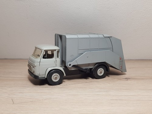 Jouet ancien norev camion - ancien,