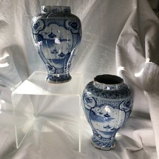 PAIR OF DELFT EARTHENWARE VASES 18TH CENTURY INV 11555