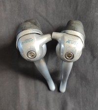 paire de leviers shifters