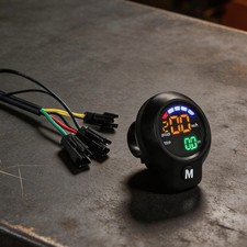 Compteur de vitesse numérique