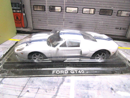 Voiture miniature ford - 1/43,