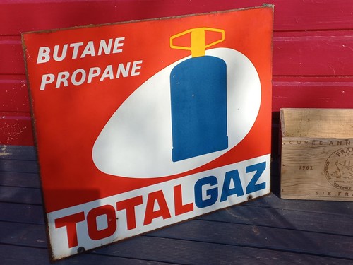 Enseigne publicitaire - enseigne,
