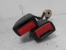 Attache ceinture arriere gauche VOLKSWAGEN GOLF 4