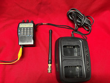 YAESU FT-530 DUAL BAND VHF/ UHF FM TRANSCEIVER NC-50 CHARGER NEEDS BATTERY