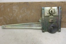 NOS TOYOTA トヨタ FRONT DOOR WINDOW LH REGULATOR DYNA BU30 BU60 # 69820-95400